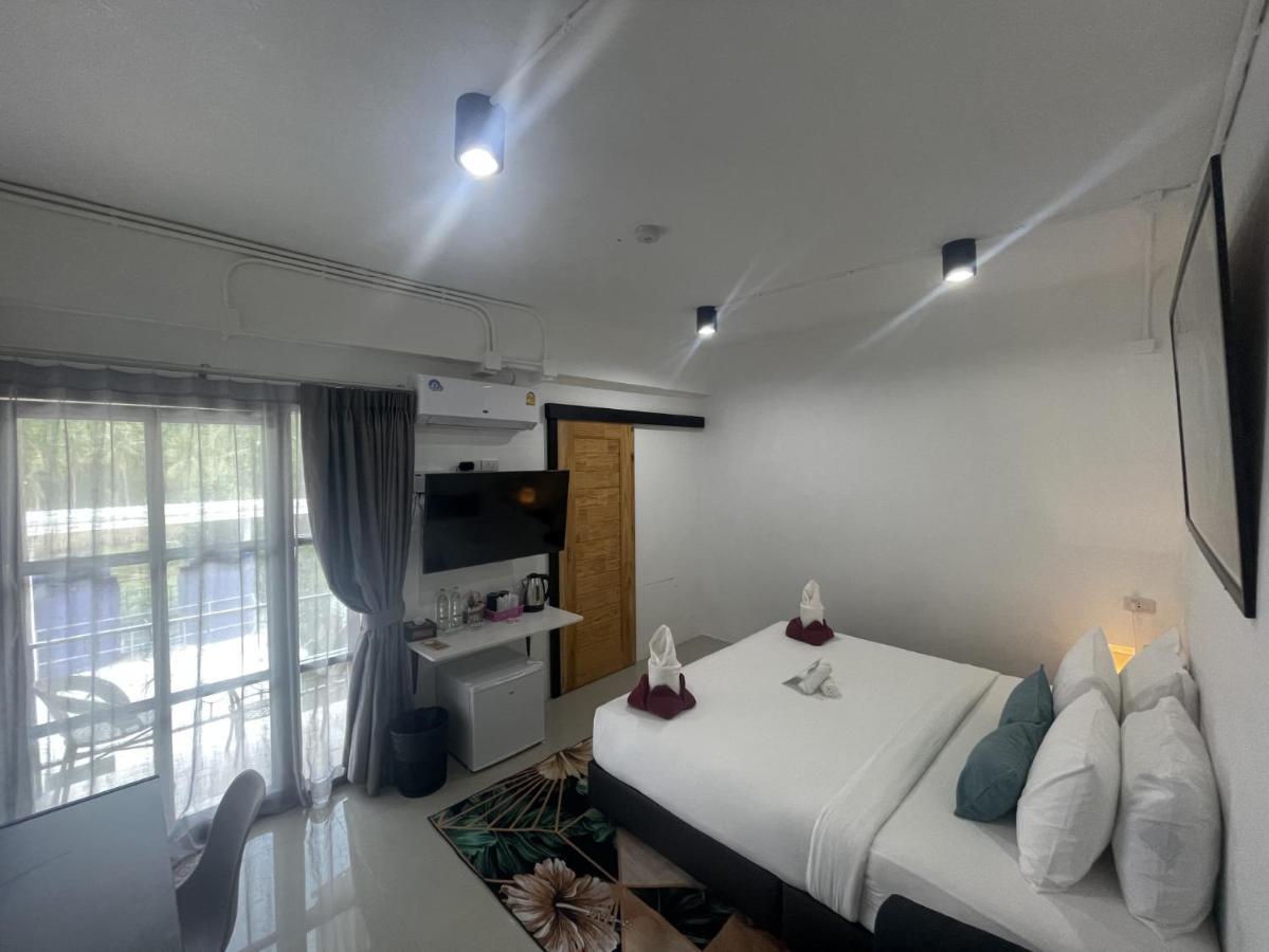 Laewan Guesthouse Baan Tai Dış mekan fotoğraf